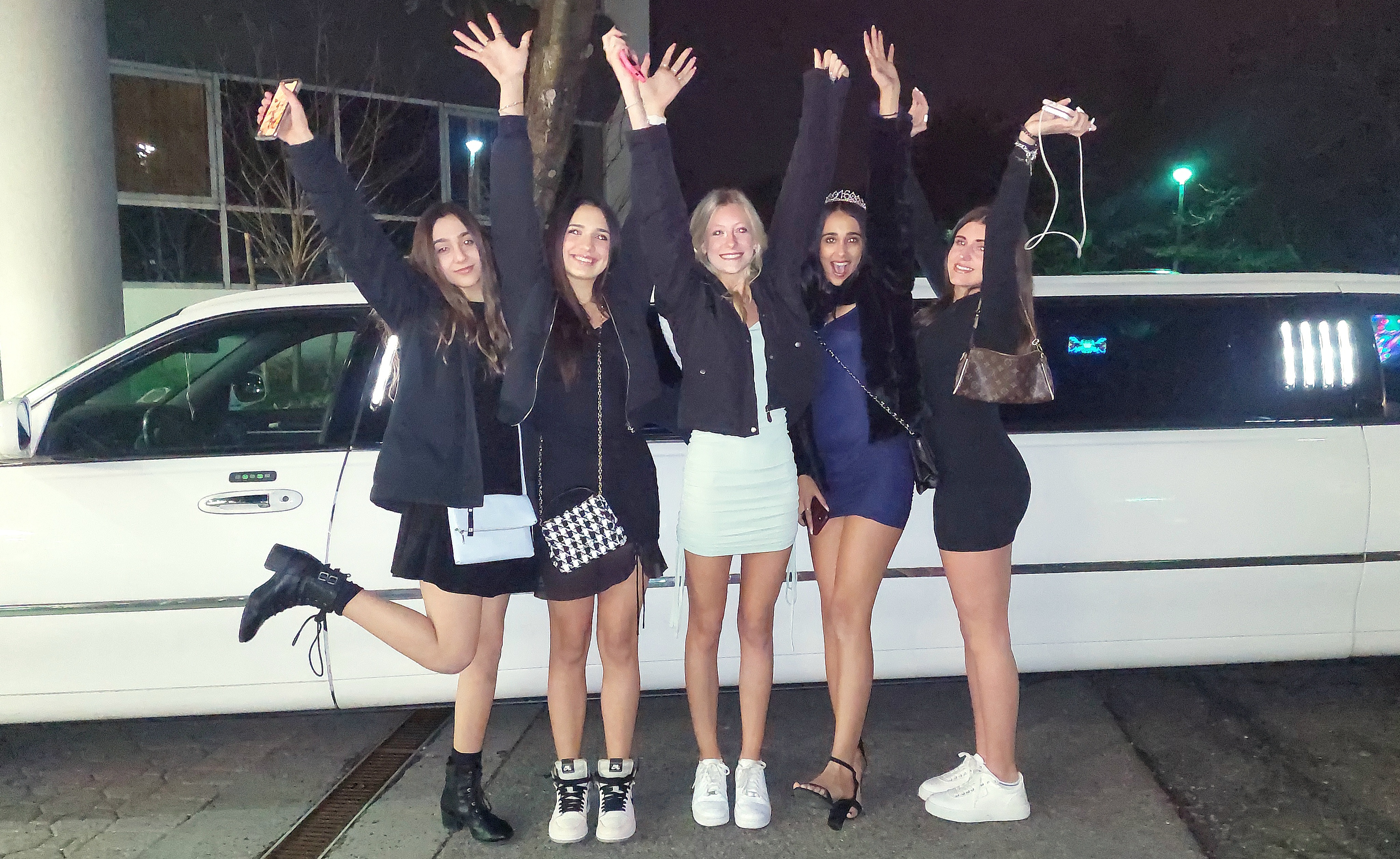 The Most Affordable And Trusted Sweet 16 Limo Service in Long Island 