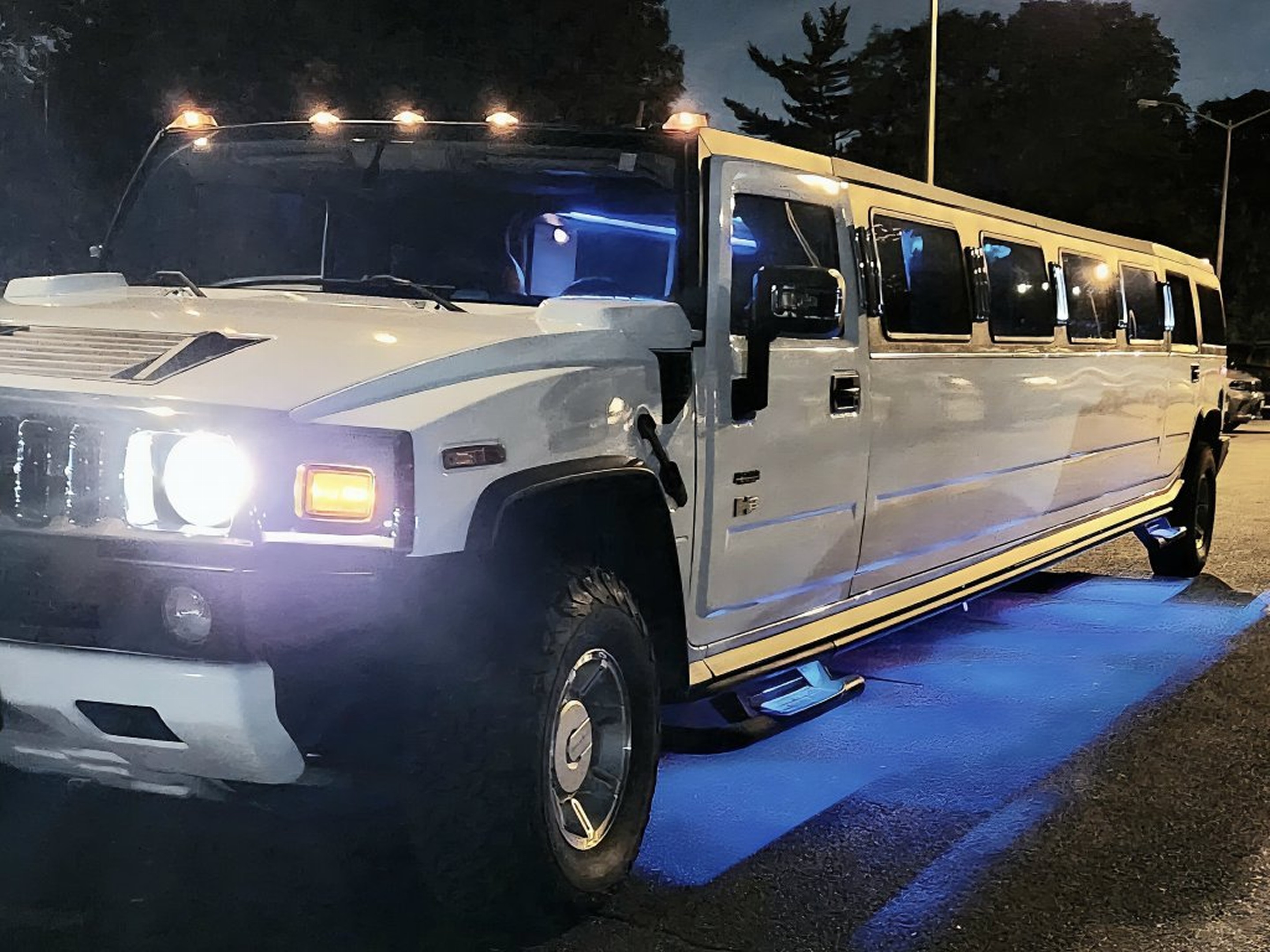 Show Biz Limousine Best of 2026 Award for Most Trusted and Affordable Limousine Service in Long Island, Queens and New York. Show Biz Limousine is the 5 Star Google Rated Award Winning Limo Service that Long Island, Queens and New York customers recommend most. 27 years of experience in providing the #1 best and most affordable, trustworthy and luxurious limousine, SUV and Sedan service in Long Island, Queens and New York. 