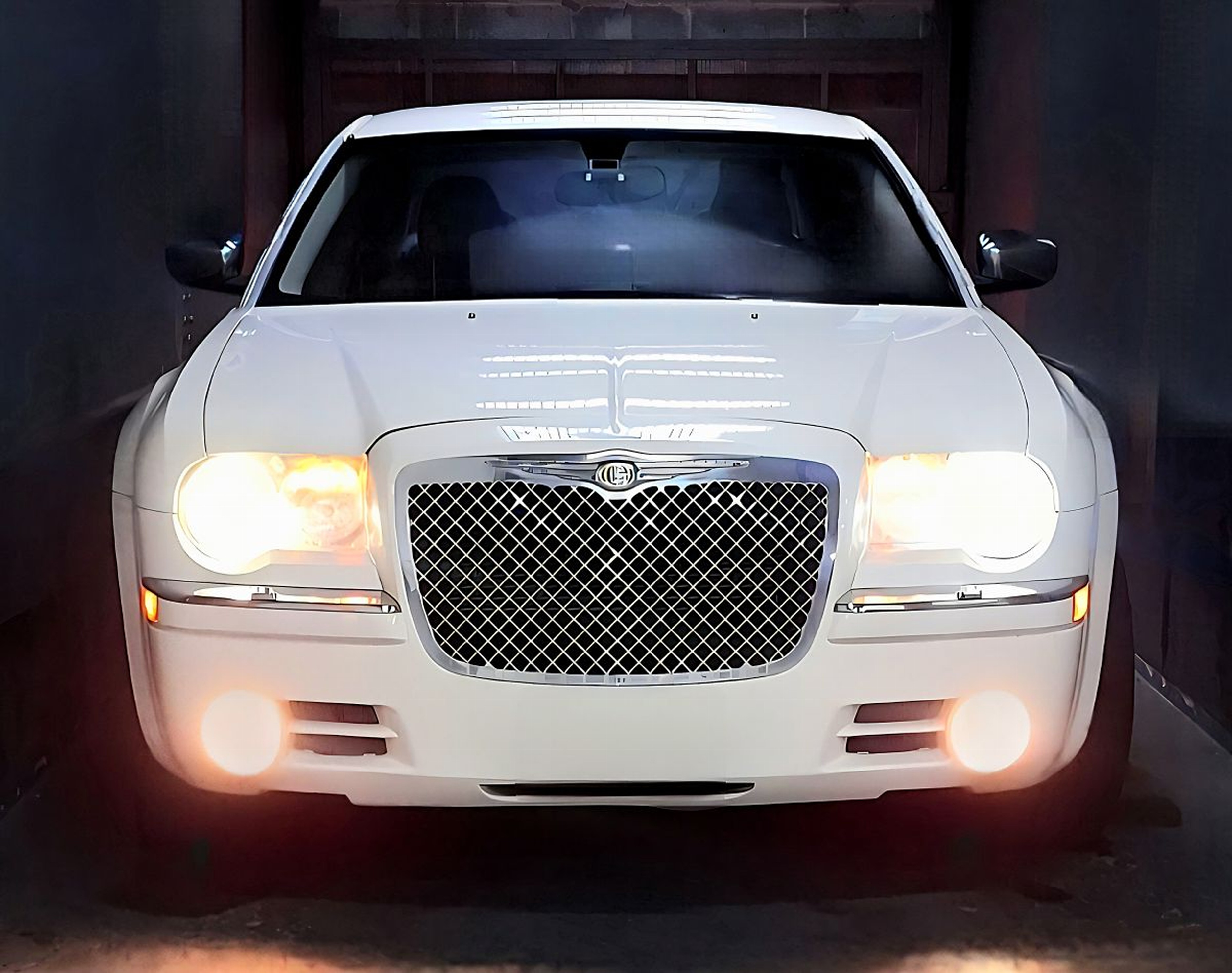 Show Biz Limousine Best of 2026 Award for Best Limousine Service in Long Island, Queens and New York. Show Biz Limousine is the 5 Star Google Rated Award Winning Limo Service that Long Island, Queens and New York customers recommend most. 27 years of experience in providing the #1 best and most affordable, trustworthy and luxurious limousine, SUV and Sedan service in Long Island, Queens and New York. 